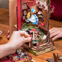 Book Nook Rolife - Alice Adventure - 300 Pièces