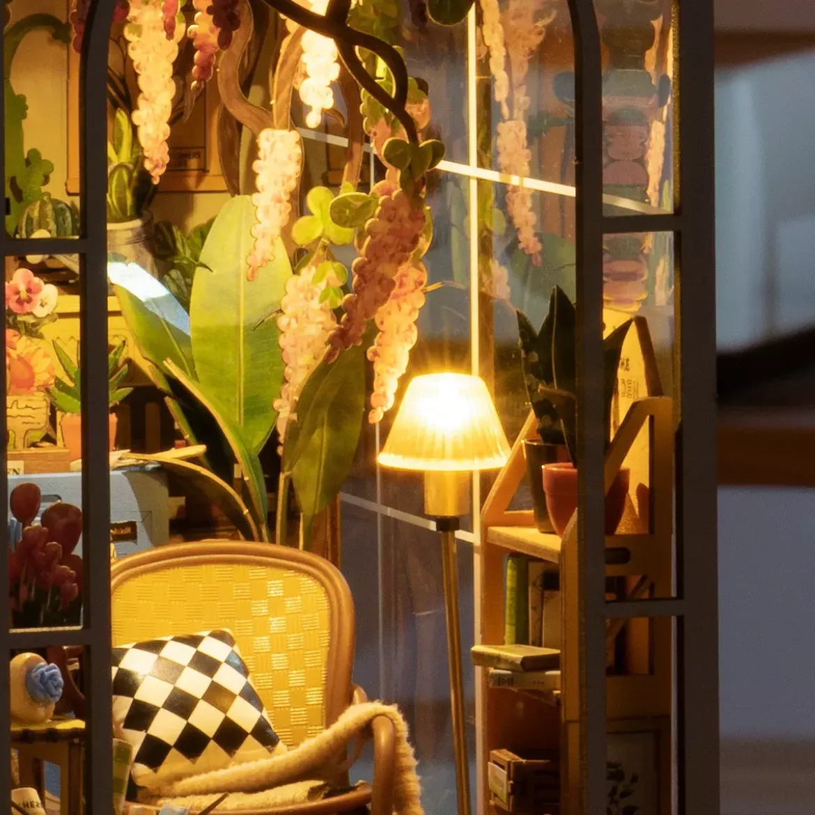 Book Nook Rolife - Garden House - 176 Pièces
