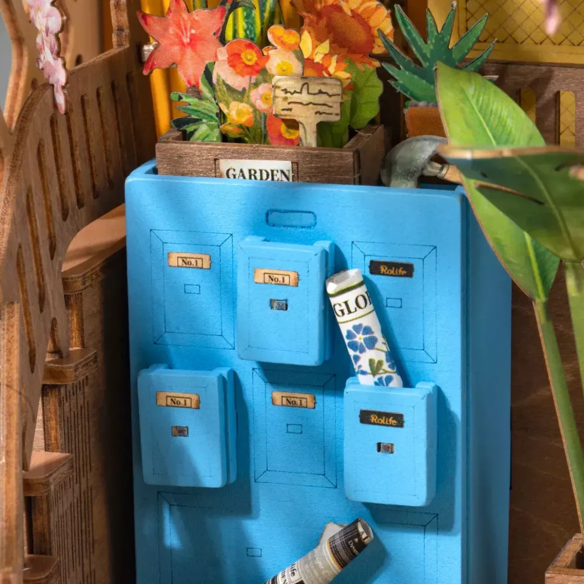 Book Nook Rolife - Garden House - 176 Pièces
